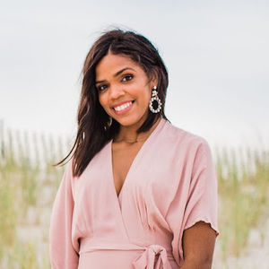 Meet your Posher, Eva